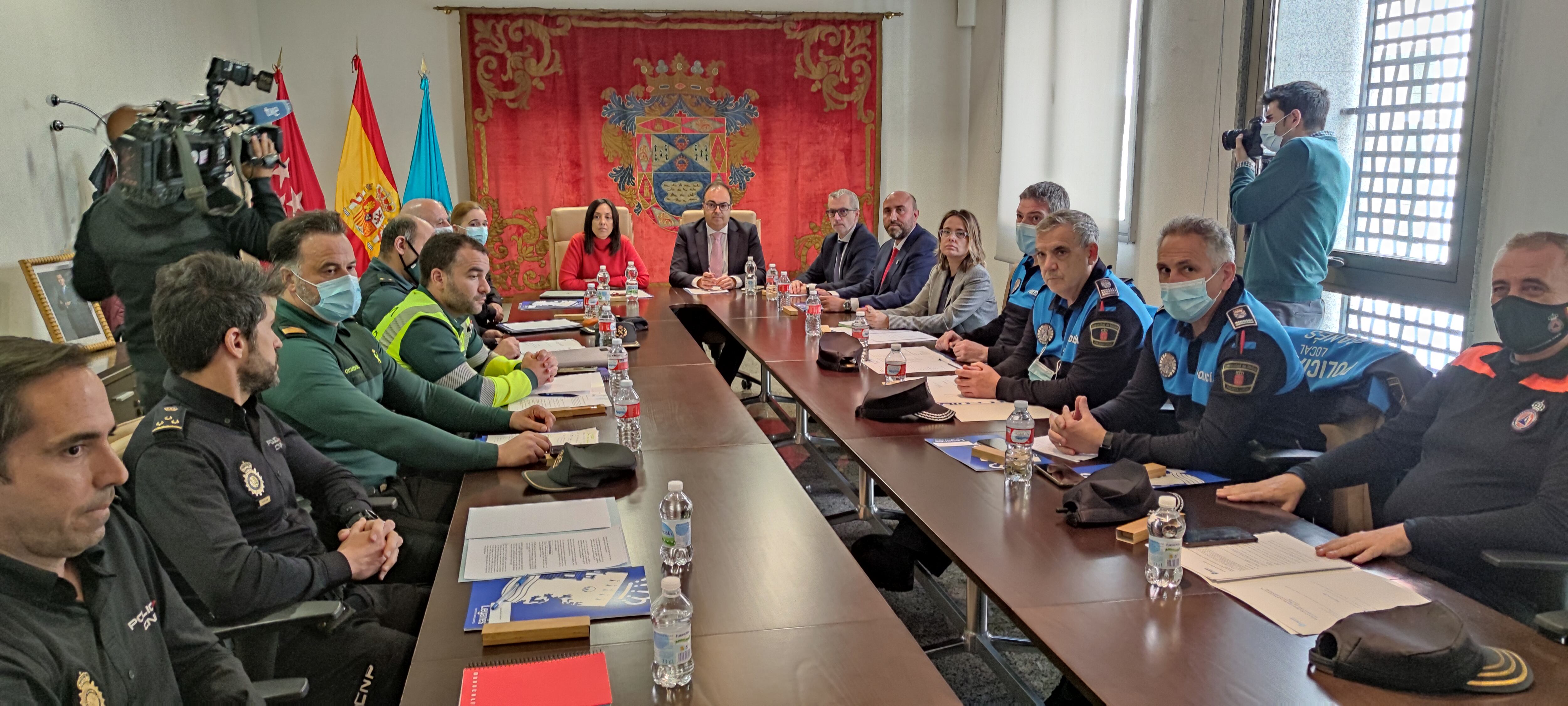 Reunion de la Junta Local de Seguridad de Leganés, presidida por la Delegada del Gobierno en Madrid, Mercedes González.