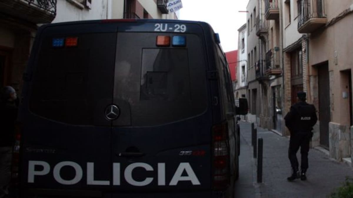 Policia Nacional detenen 5 homes en una operació contra la prostitució a Reus