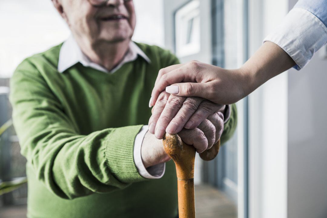 El Ayuntamiento de Huesca implementa estos dos recursos para prevenir la soledad no deseada