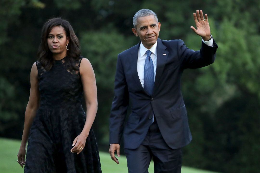 Michelle y Barack Obama ya tienen un pedacito de solidaridad entre los olivares centenarios de Carboneros