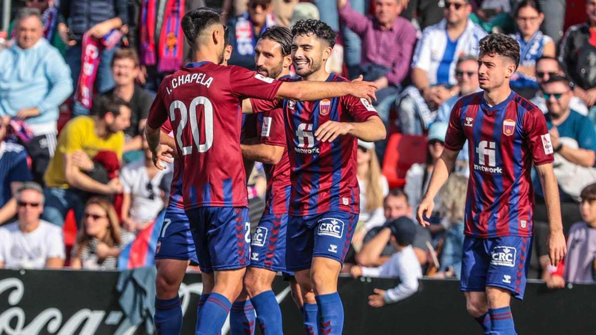 El Eldense quiere pescar en el río revuelto del Tenerife (L. 20.30 h)