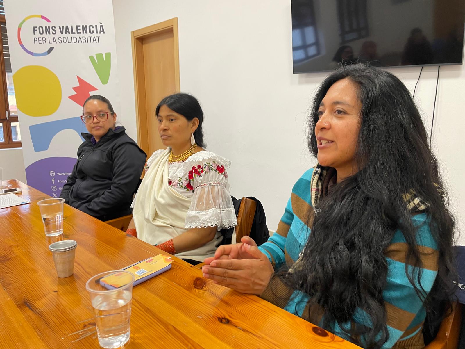 La realidad de mujeres emprendedoras de Ecuador llega a cerca de 450 personas de la Comunitat Valenciana