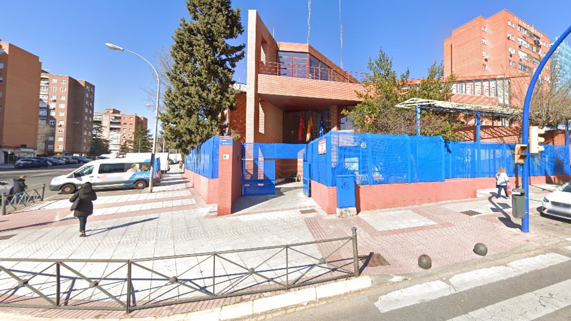 Exterior del Centro de Día &#039;Fuenlabrada&#039; de la Comunidad de Madrid