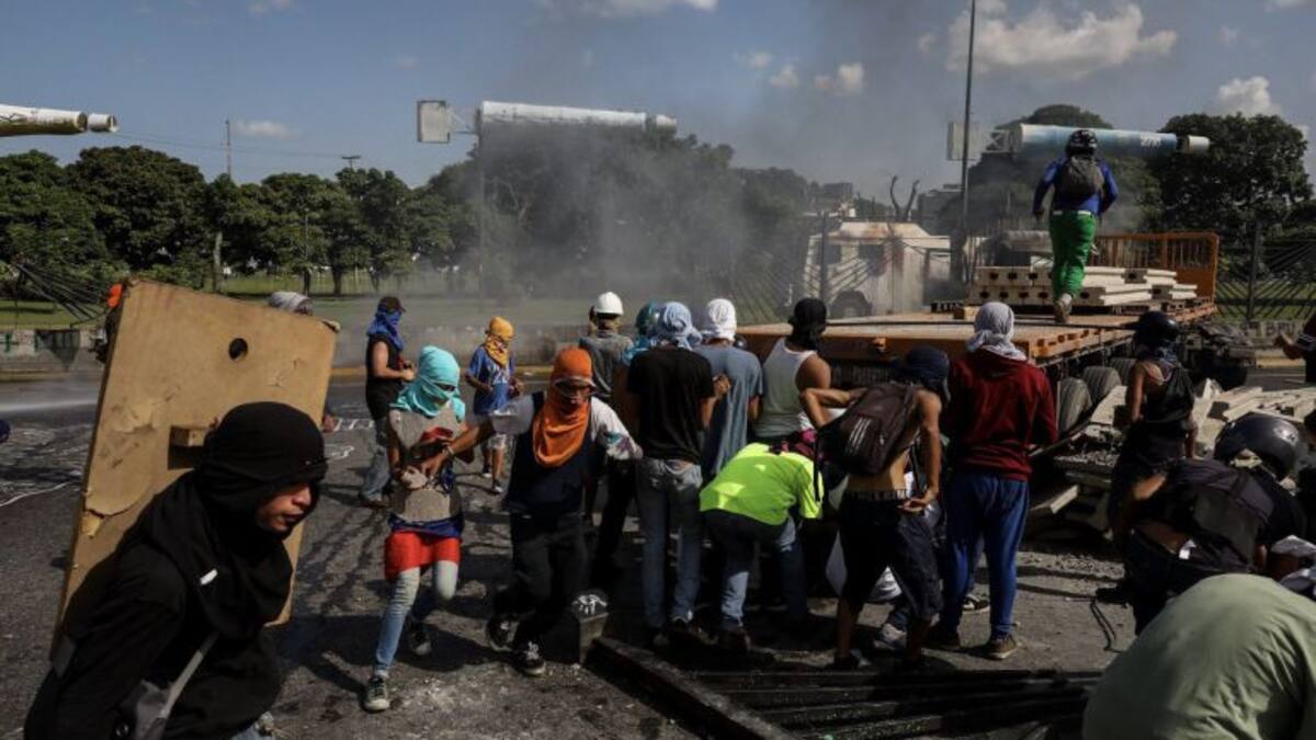 Leopoldo López denuncia "torturas" desde prisión