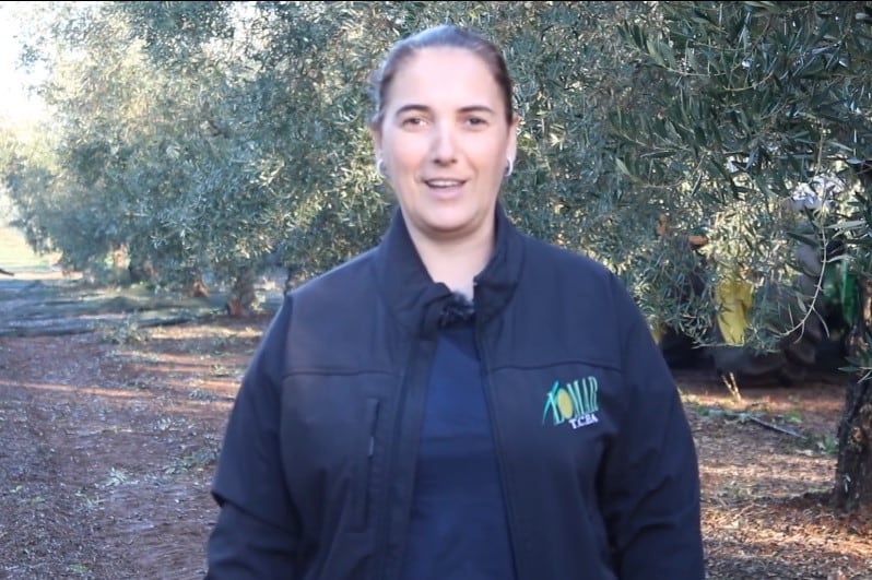 María de los Ángeles Ponce en su finca de Guareña