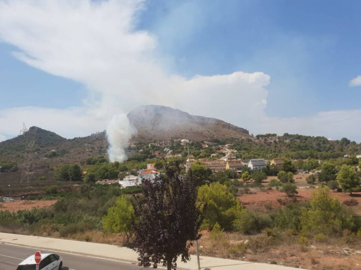 Extinguido el incendio forestal en Gilet