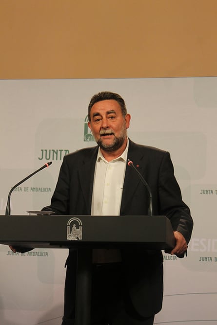 UGT Andalucía ha convocado un comité extraordinario el 9 de enero de 2014 en el que no se descarta que presente su dimisión el secretario general del sindicato, Francisco Fernández Sevilla