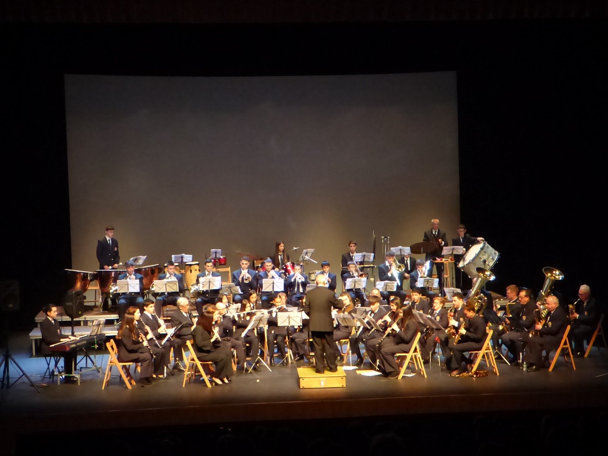 Concierto Banda Musica Chicotén, de Sabiñánigo 27-12-2024