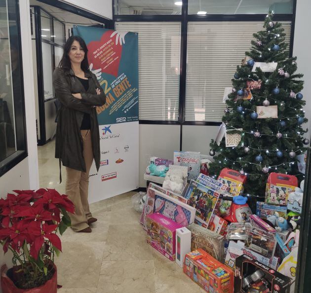 La delegada de la Fundación Cajasol en Córdoba, Mili Jiménez Melero, participa en la campaña Ser Buena Gente 2019