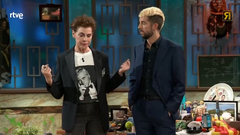 Antonia Dell'Atte hace un "llamamiento de justicia social" y habla de Lecquio en 'La Revuelta': "Ana Rosa lo sabía y lo ha tapado 27 años" | Cine y TV | Cadena SER