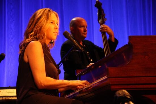 La canadiense Diana Krall en su actuación en el festival de Cap Roig (Girona)