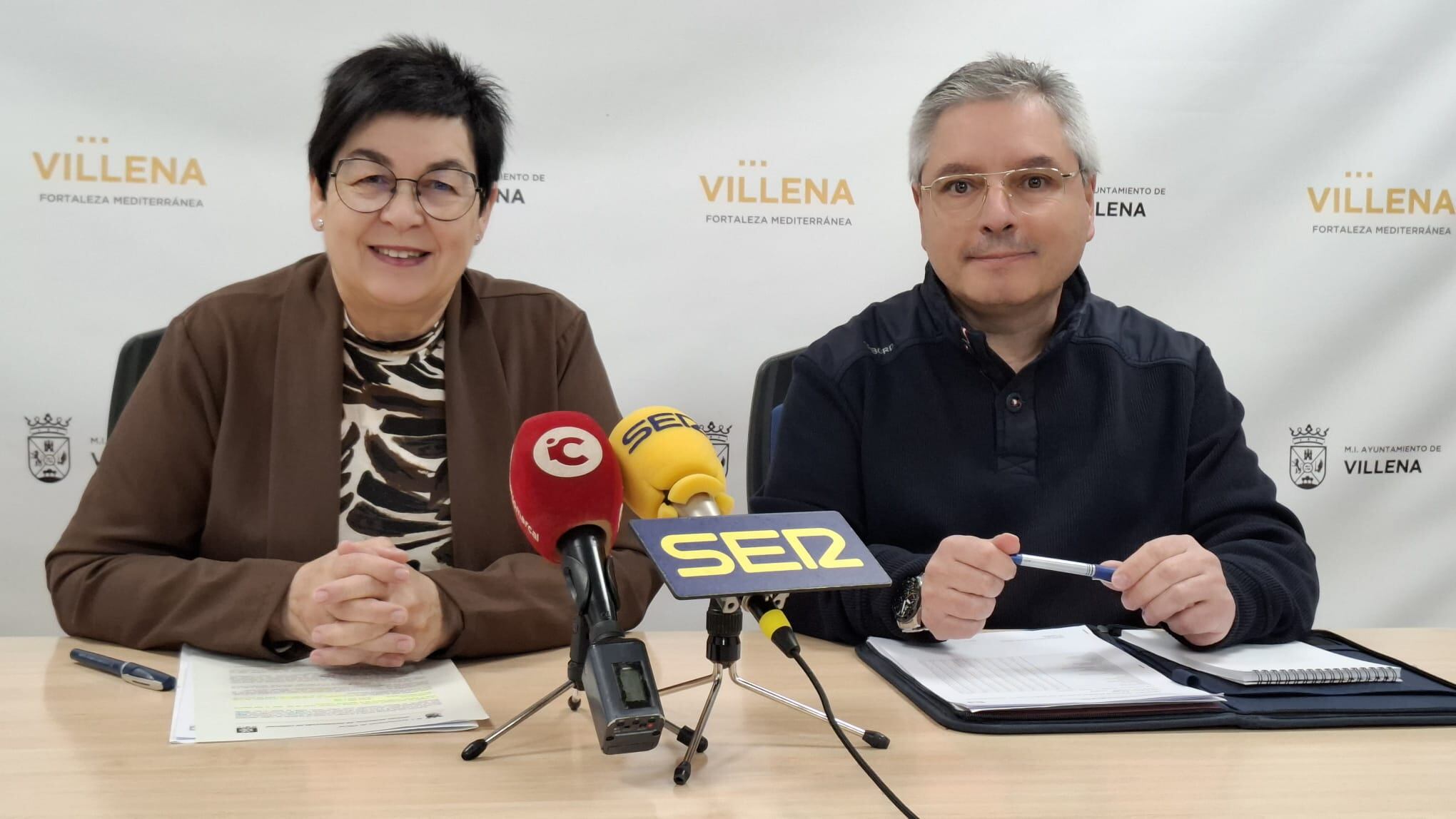 La Concejala de consumo y el responsable de la OMIC