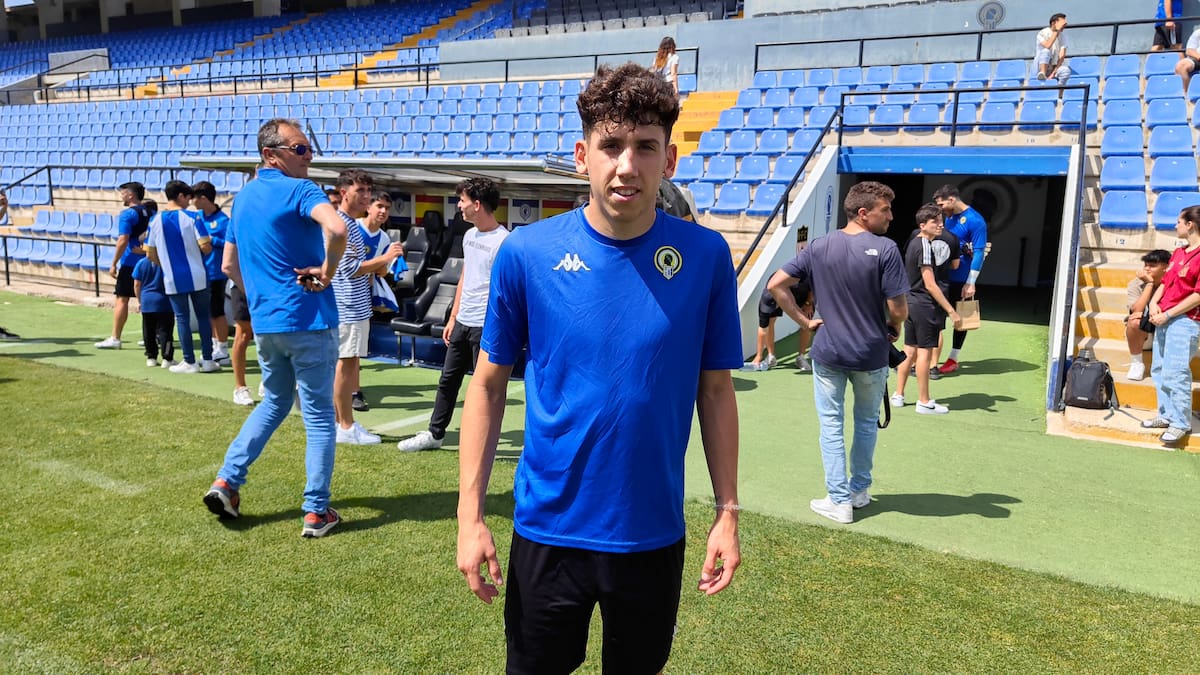 Luque JR jugador del Hércules previa Alzira