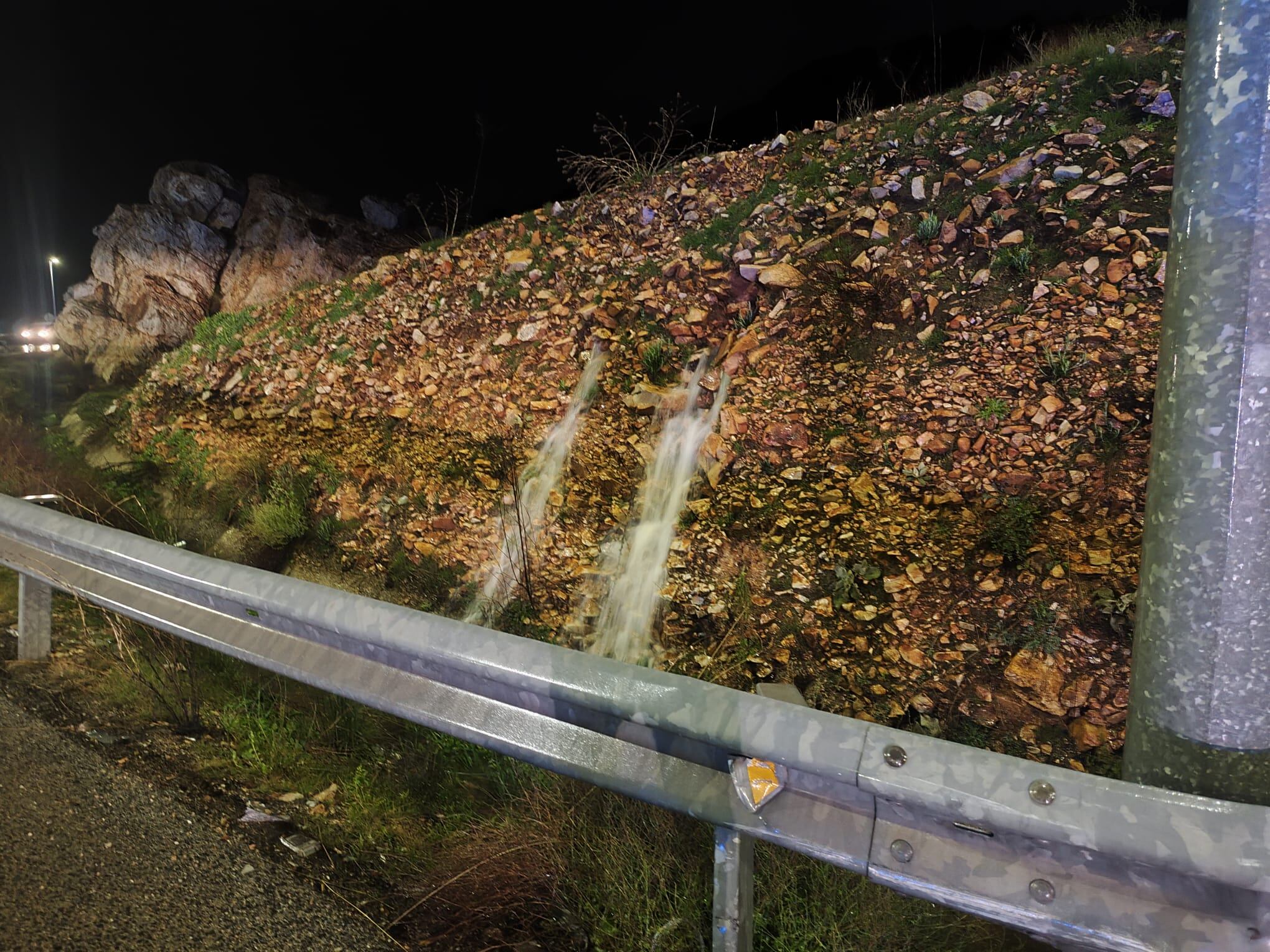 Escorrentías en la Variante del Minero