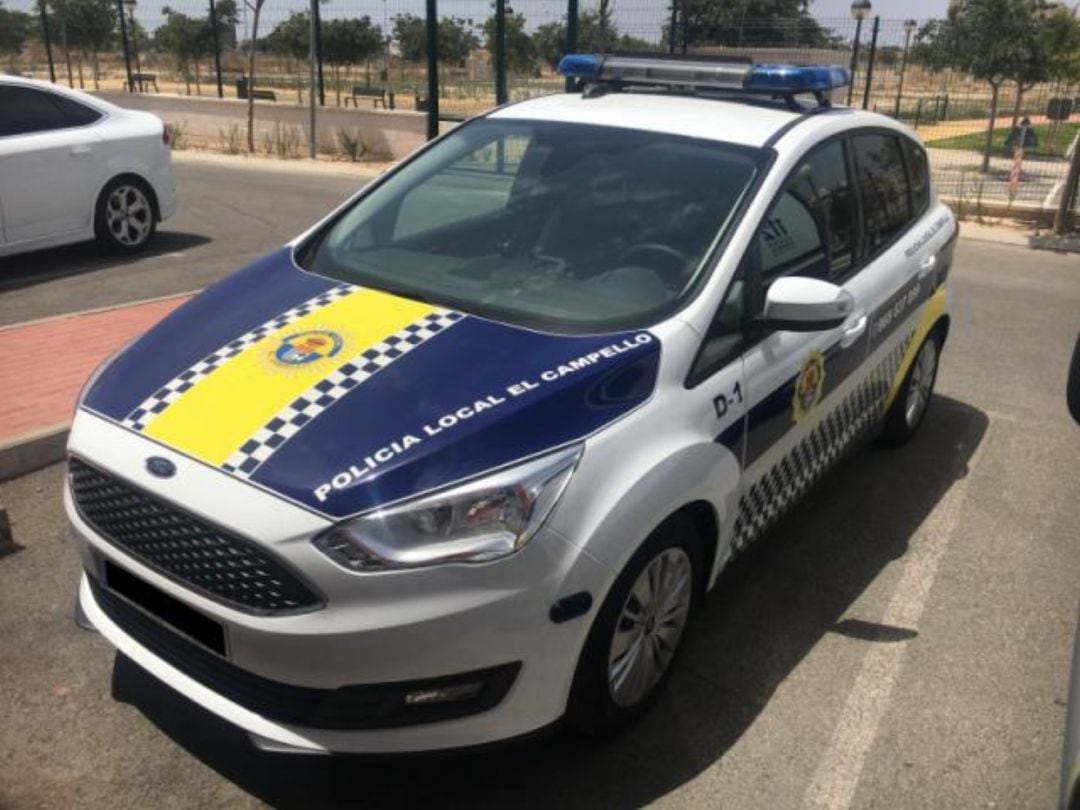 Coche patrulla de la Policía Local de El Campello