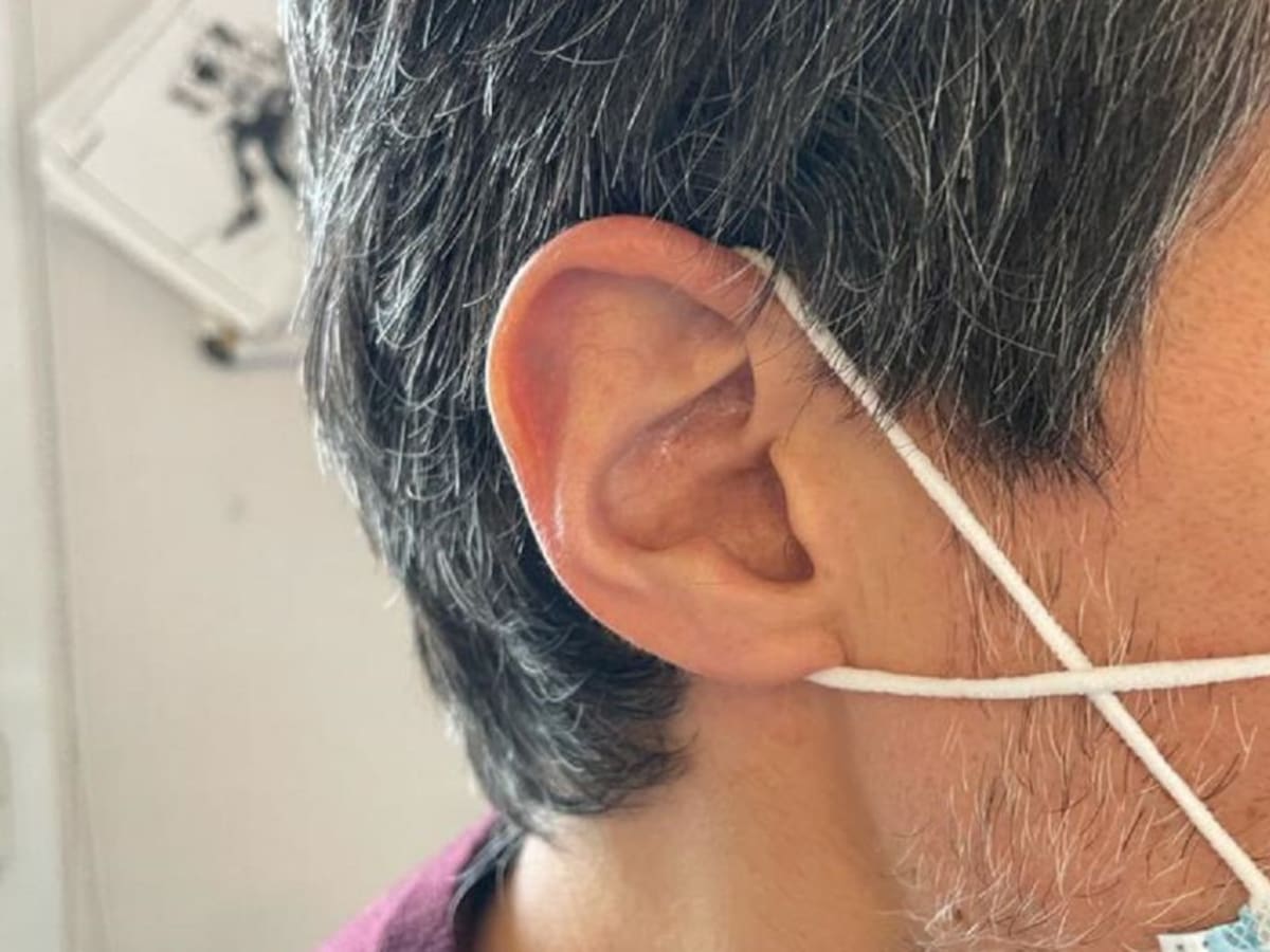 La peligrosísima práctica de ponerse la mascarilla en forma de X: no lo hagas nunca más