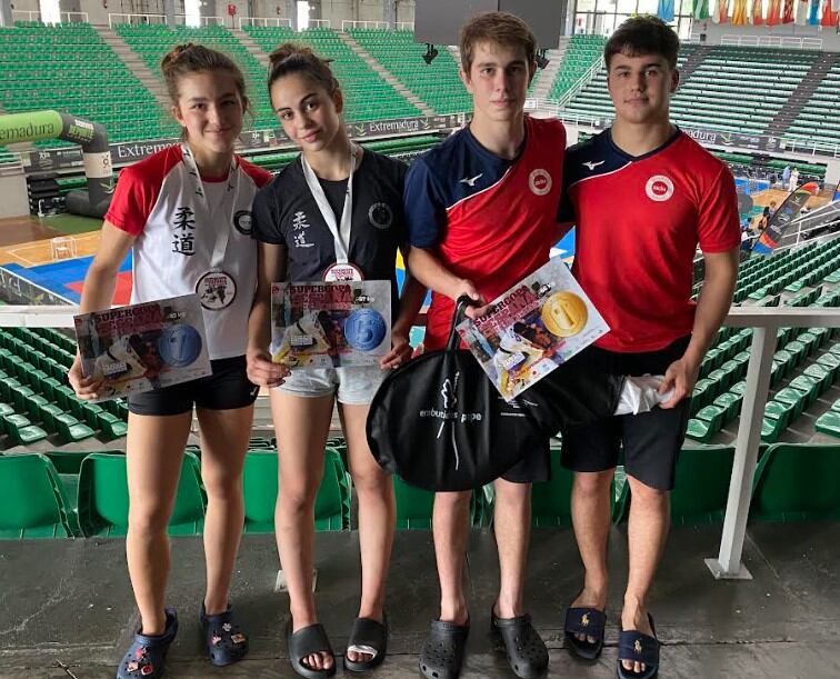 Representantes Club Ibón de Huesca