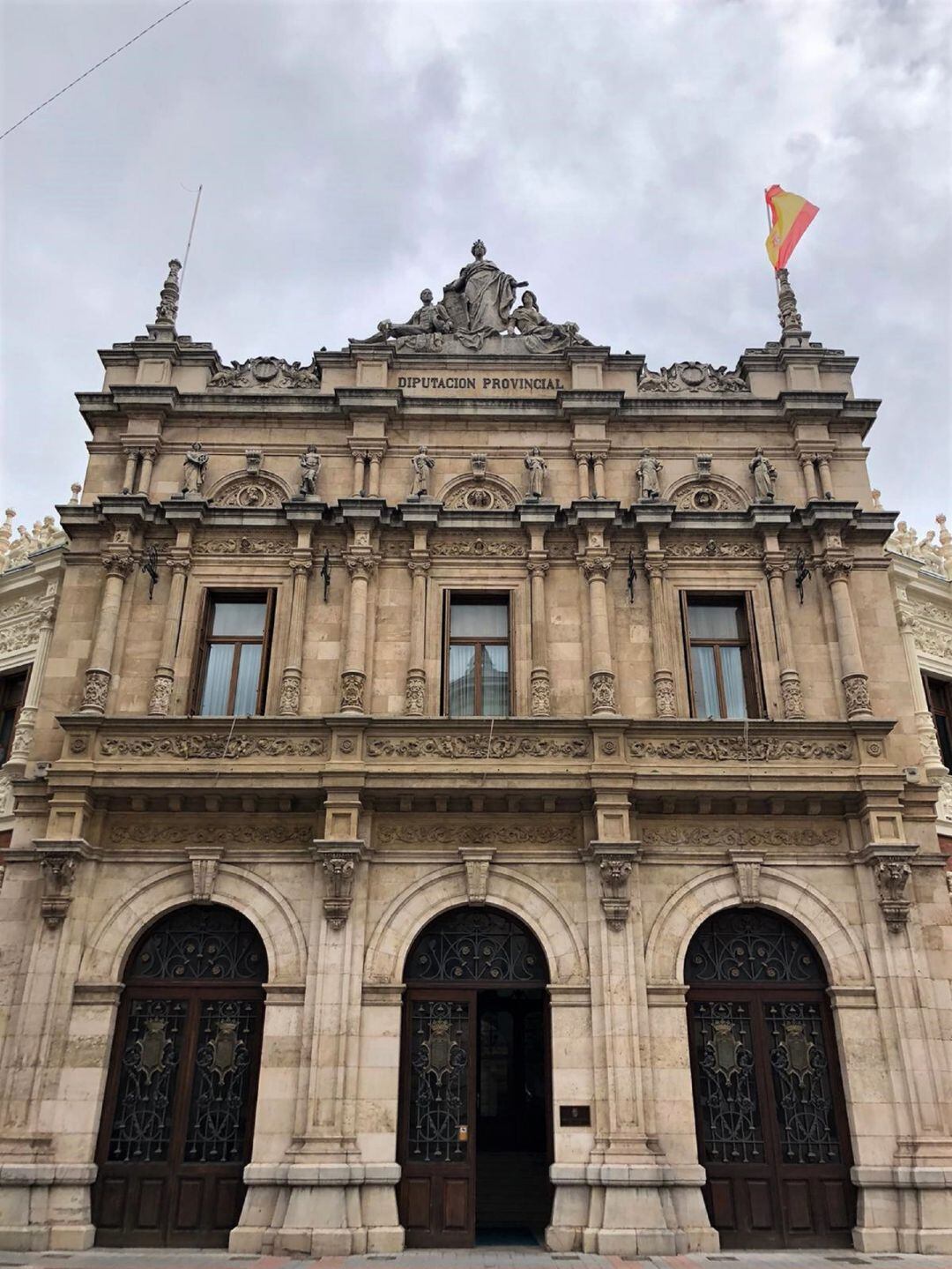 Fachada de la Diputación de Palencia