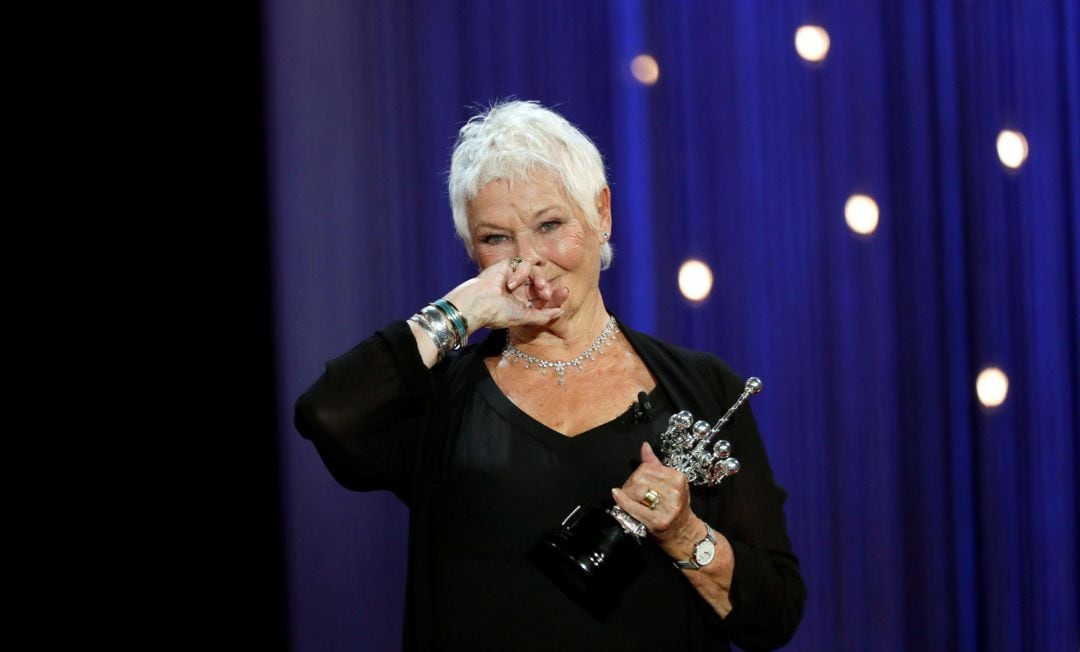 La actriz británica Judi Dench, tras recibir el Premio Donostia en reconocimiento a su carrera.