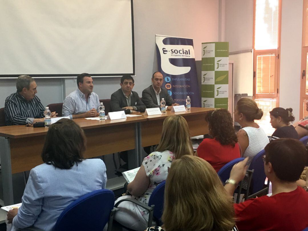 Clausura del curso de auxiiar de Ayuda a Domicilio en Peal de Becerro