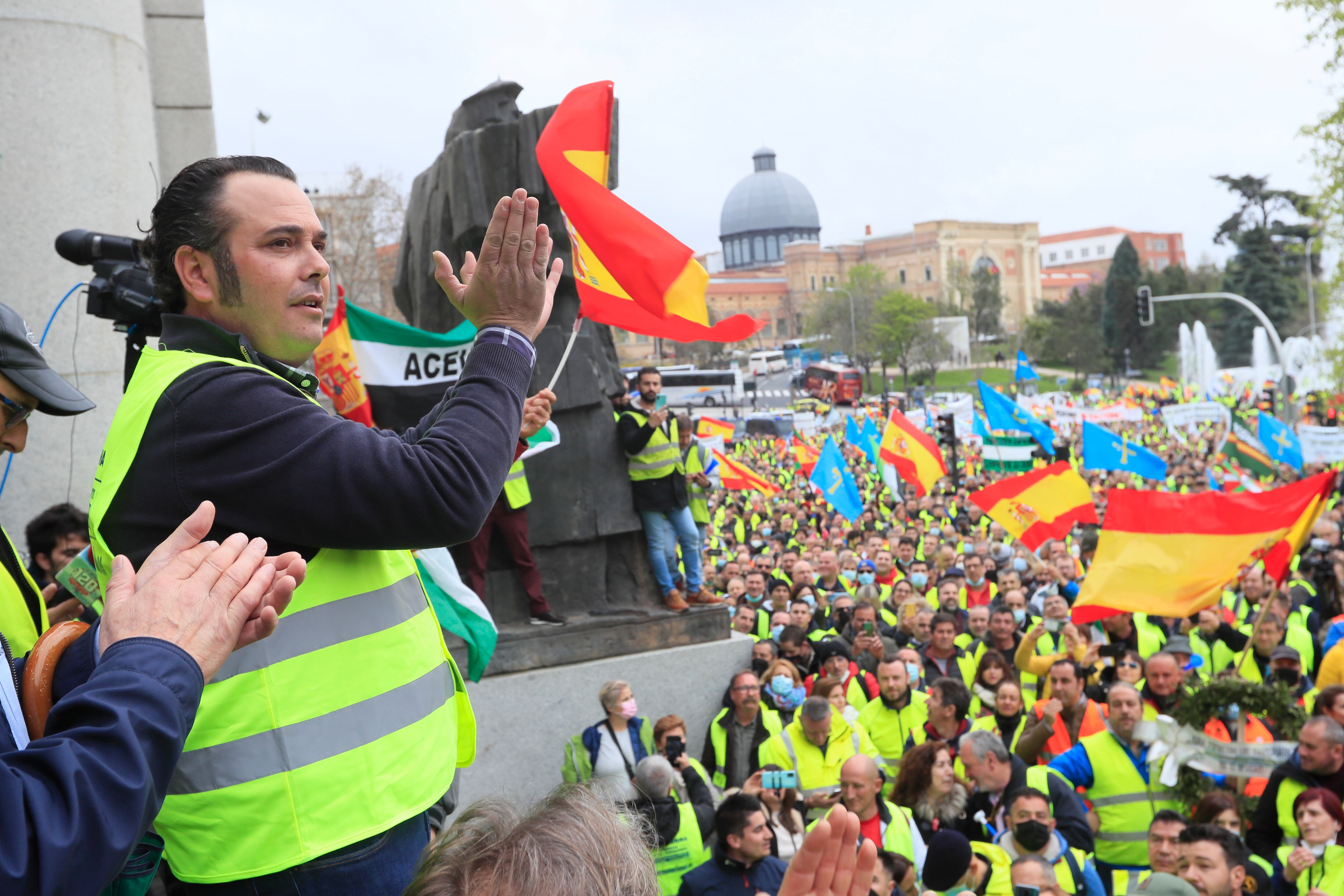 El presidente de la Plataforma Nacional por la Defensa del Transporte, Manuel Hernández.