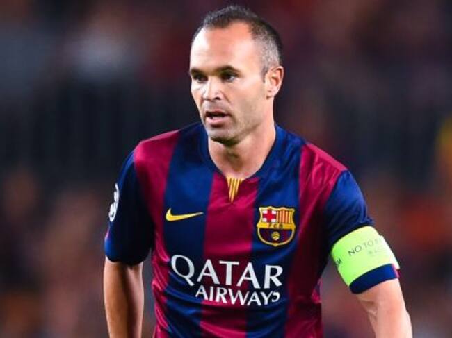 Iniesta, durante un partido con el Barça