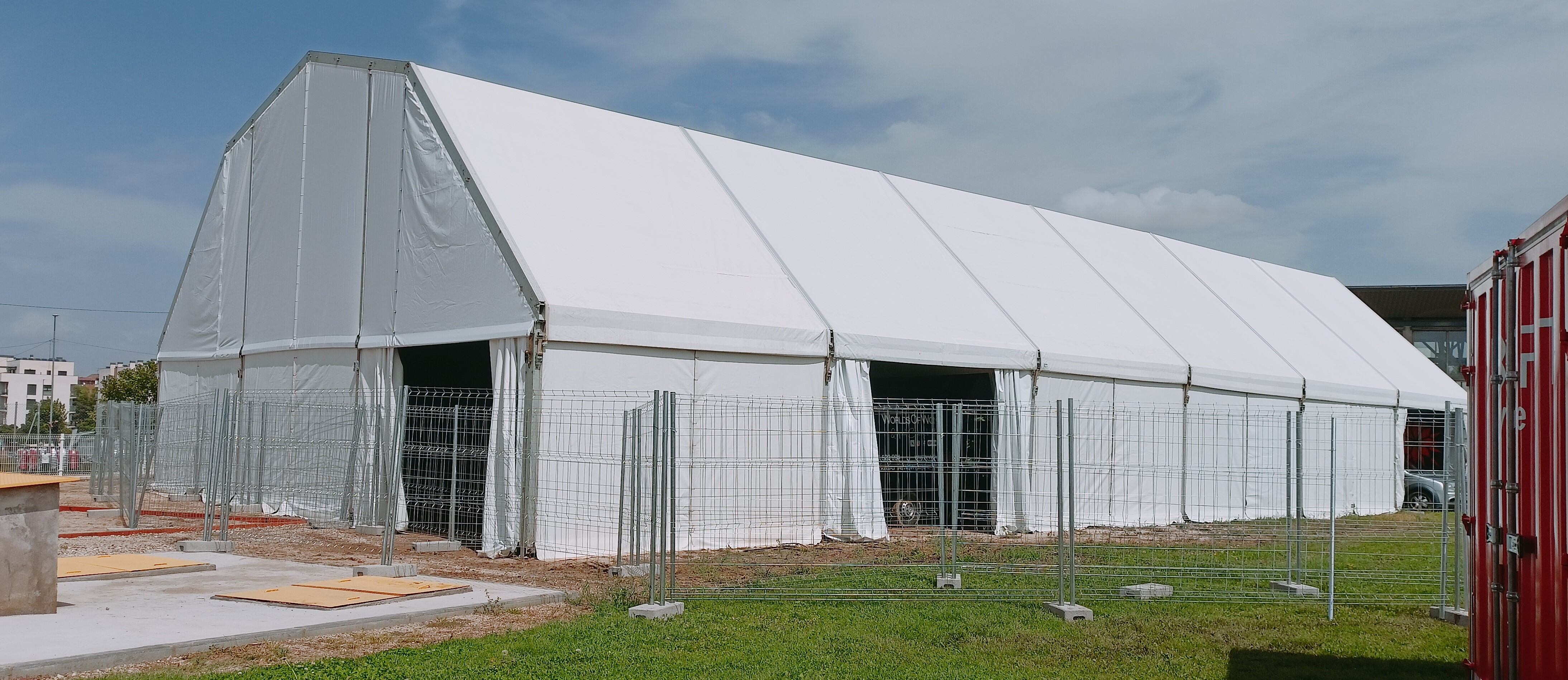 Carpa de peña en la Fuente de la Niña