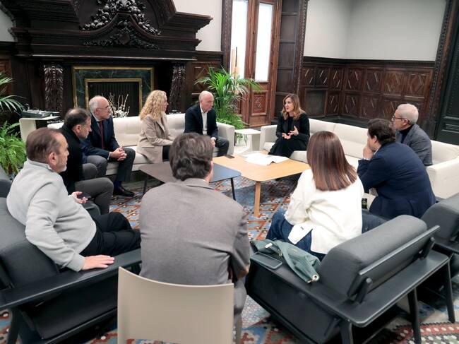 María José Catalá presenta el proyecto de renovación de la calle Colón a vecinos y comerciantes