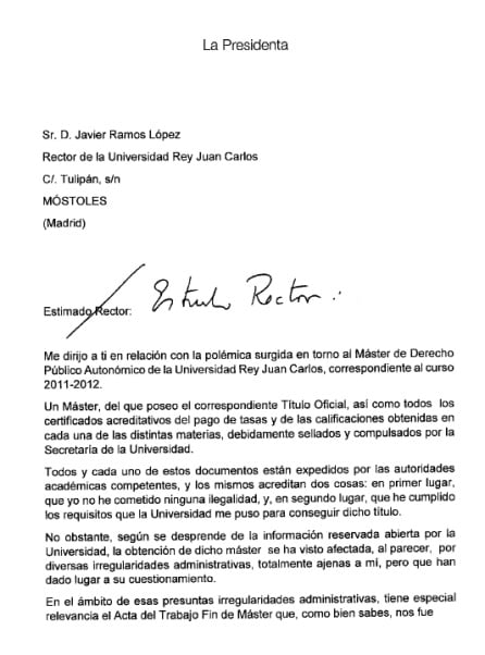 El documento con el que Cifuentes ha renunciado a su máster