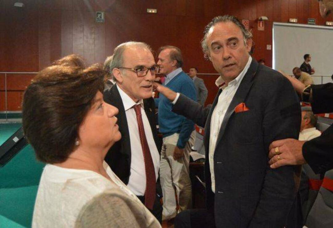 Llamazares, junto a Marcelino Maté, presidente de la Federación de Castilla y León