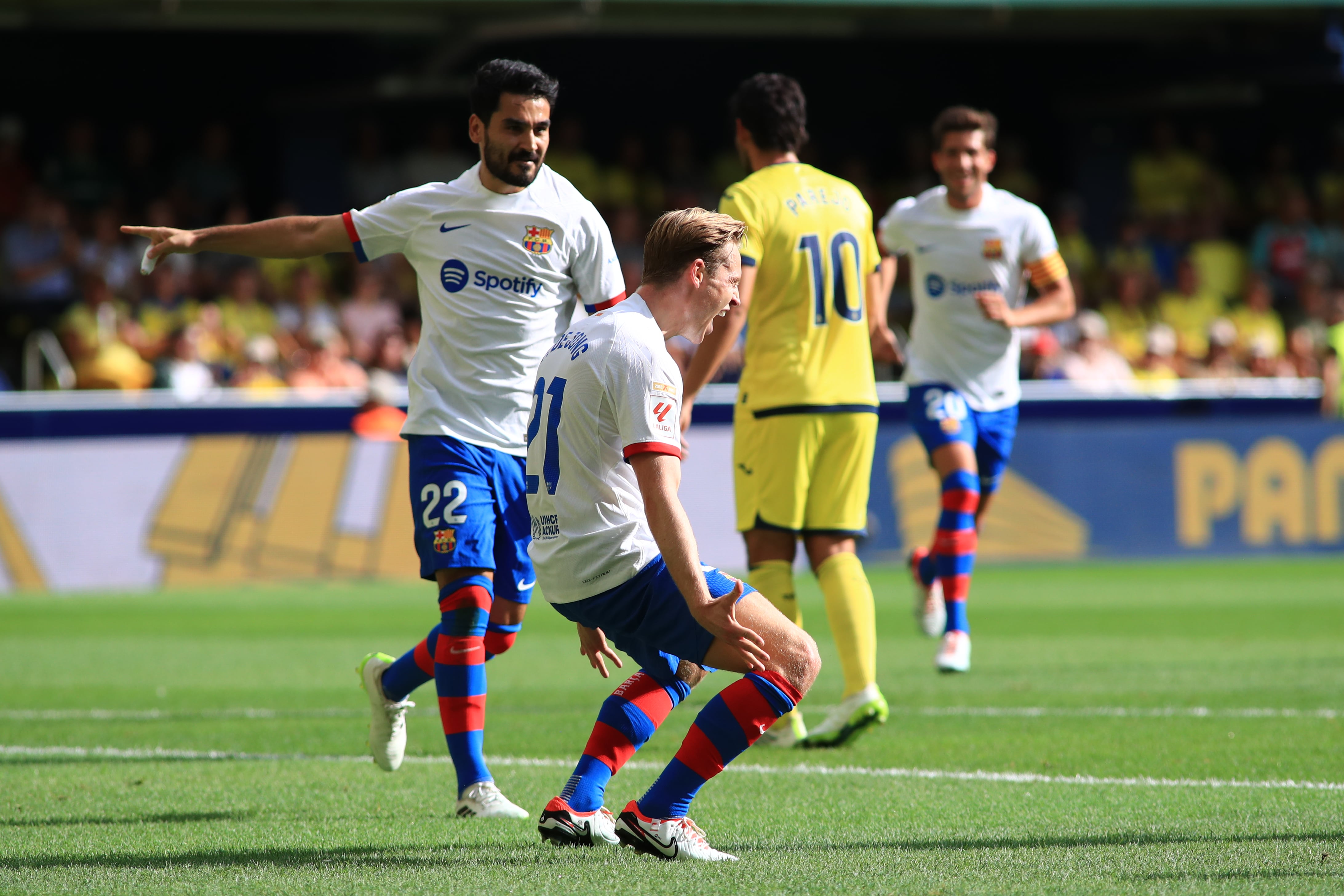 Partido entre Villarreal y FC Barcelona en LaLiga EA Sports. EFE/Domenech Castelló