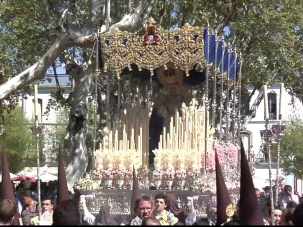 Nuestra Señora del Carmen por La Alameda