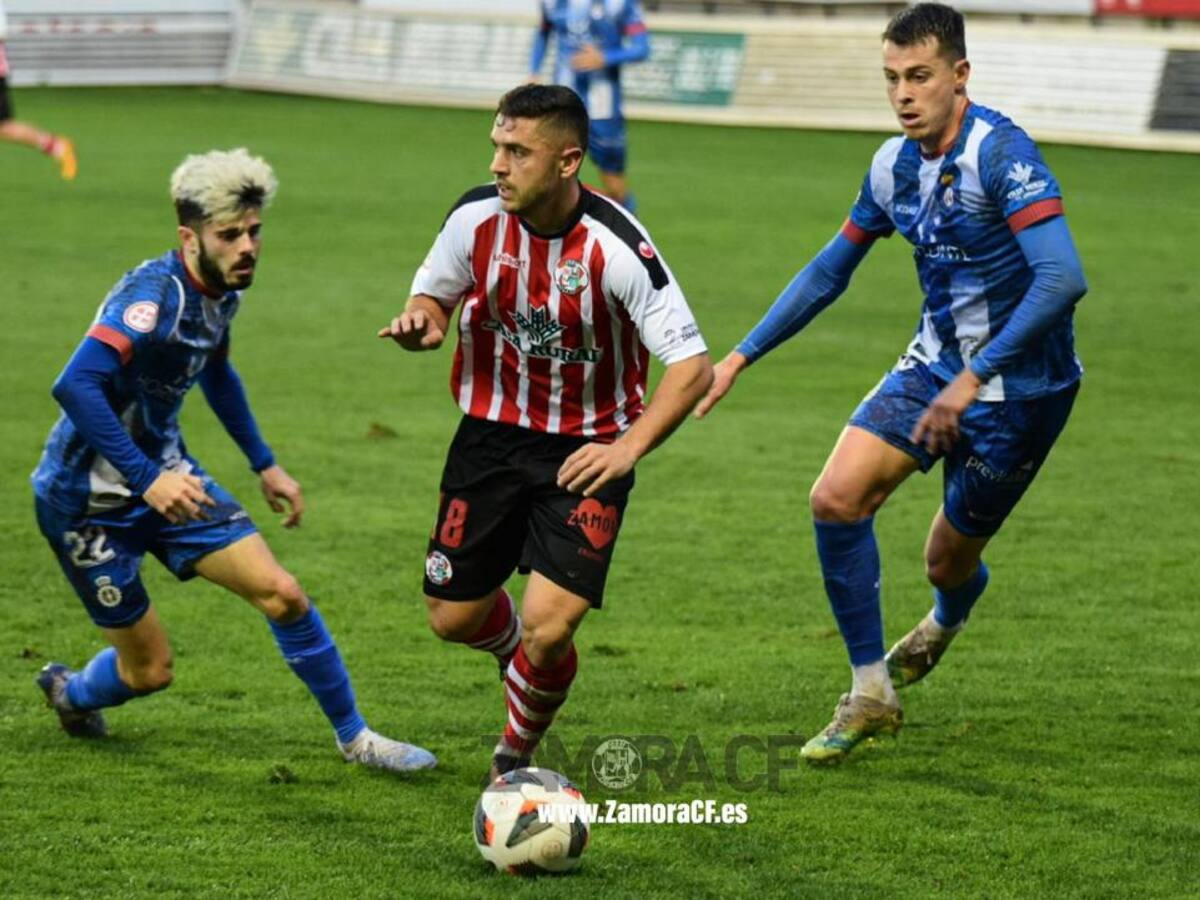 El Zamora CF inicia el año con un empate en casa