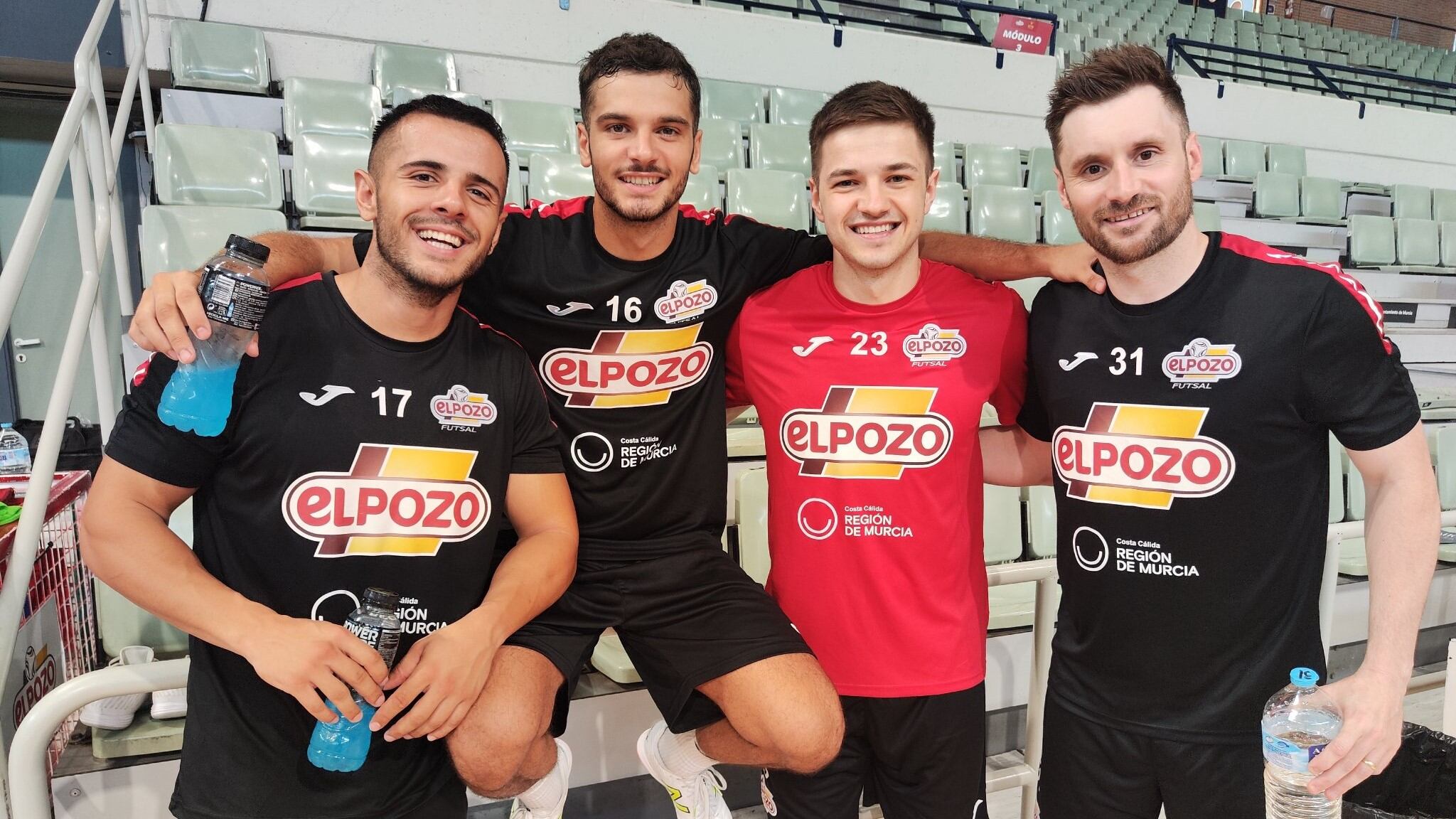 Rivera, Álvarez, Henrique y Gadeia en sesión de entrenamiento