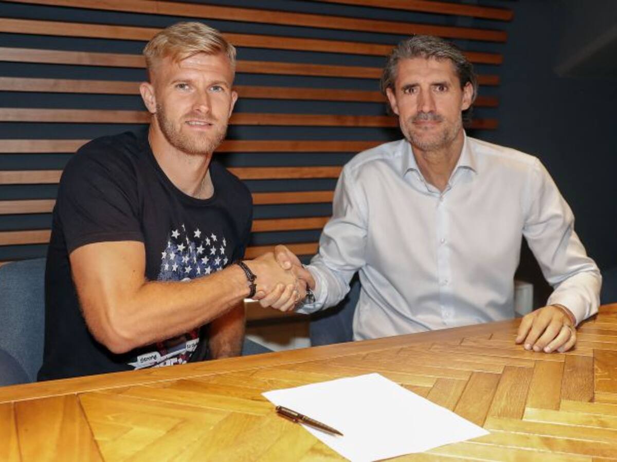 El Málaga hace oficial el fichaje del portero Kieszek