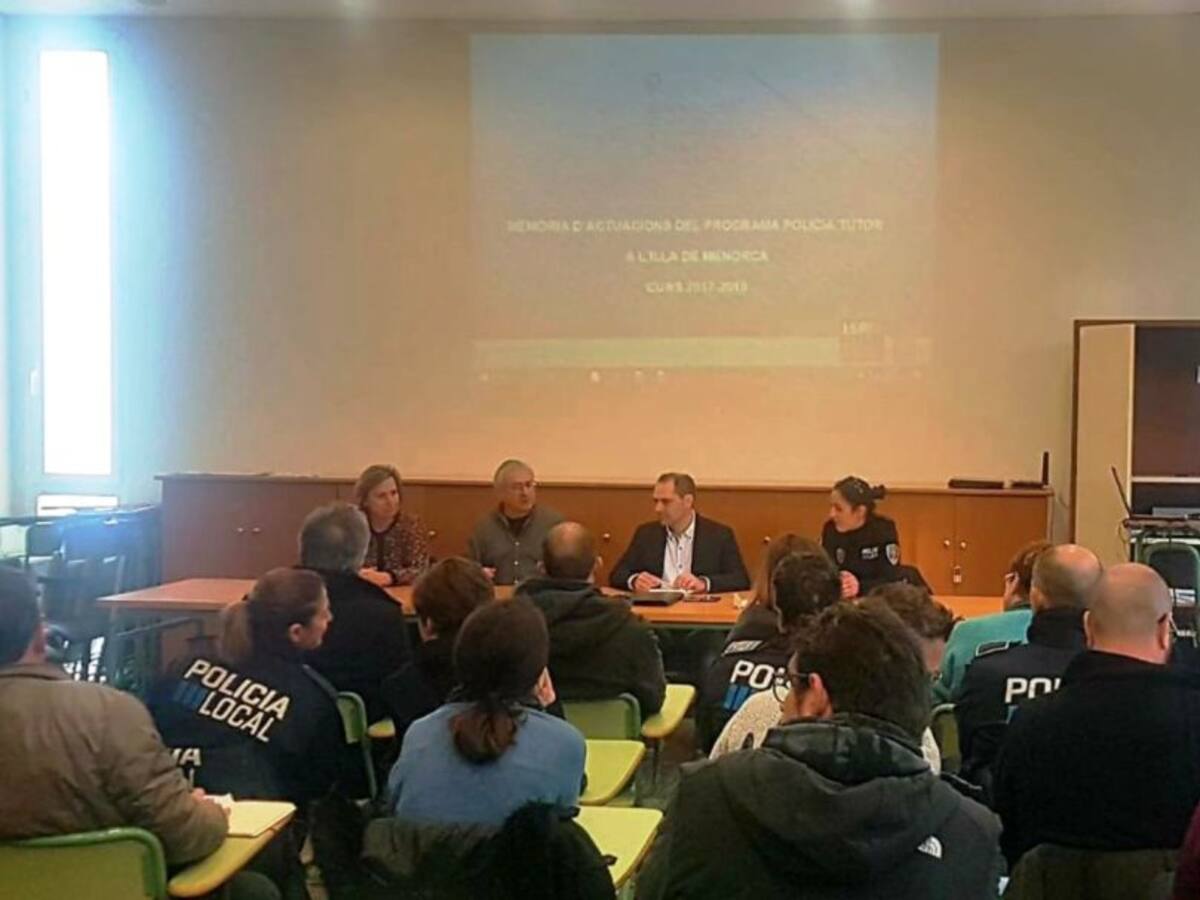 Los policías tutor de Menorca hicieron más de 500 actuaciones el curso pasado