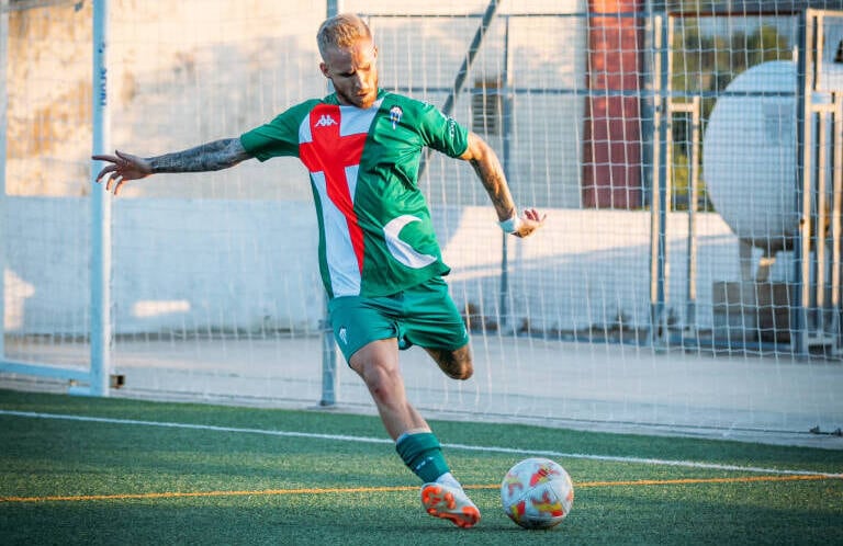 Sergio Gil, durante un partido de pretemporada con el CD Alcoyano / Cristian Aguado