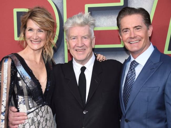 Kyle MacLachlan (derecha) David Lynch (centro) y Laura Dern, en la presentación en Los Ángeles