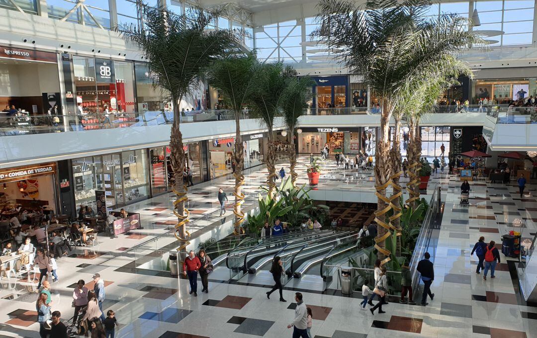 Centro comercial Nevada de Armilla (Granada)