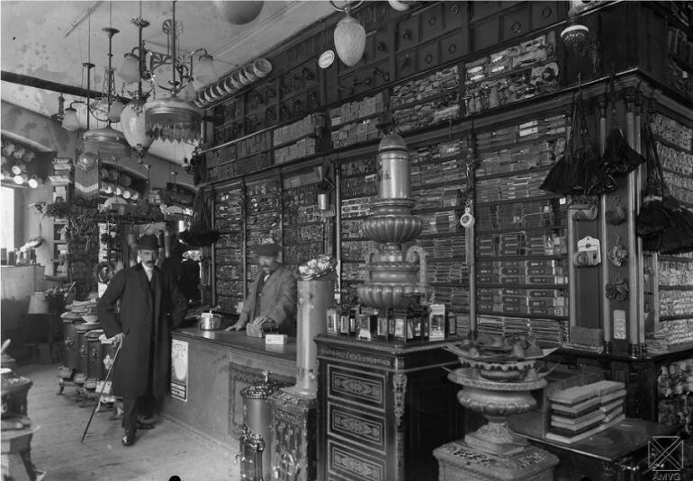 La ferretería Guinea en 1912