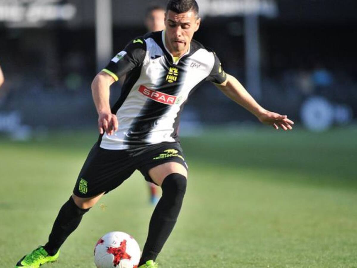 El Efesé sigue su pugna por el liderato visitando a un Betis Deportivo al que solo le vale ganar