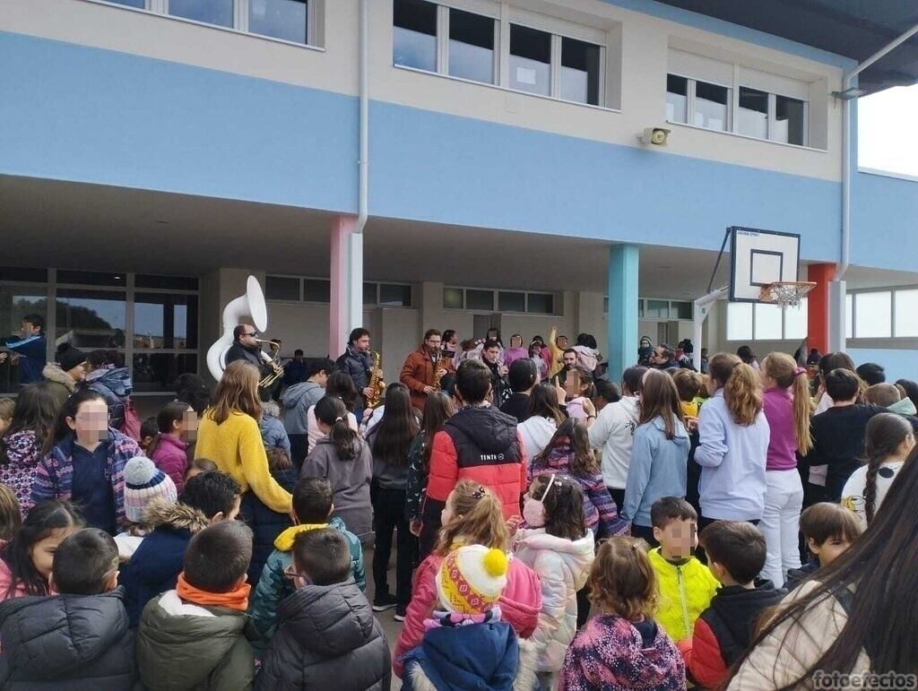 Baile en el CEIP Santa María