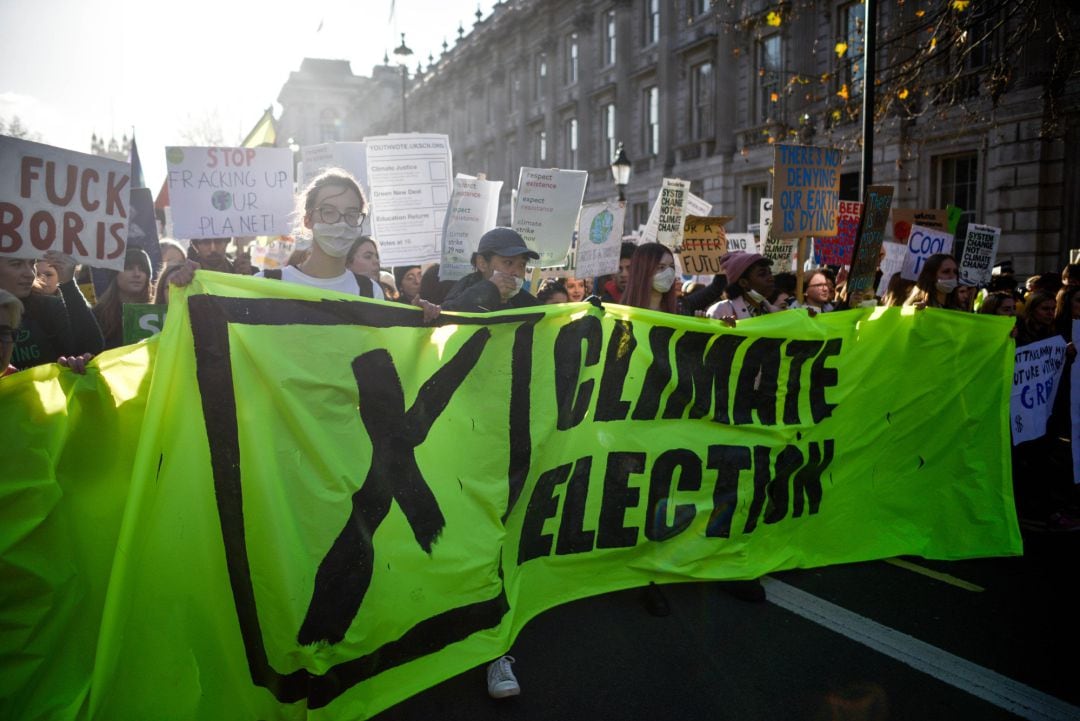 Estudiantes en una manifestación por el clima en Londres en noviembre de 2019.