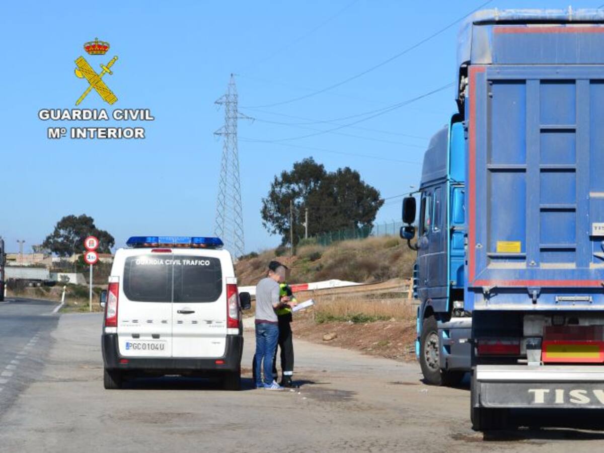 Interceptan al conductor de un trailer de 40 tn conduciendo drogado