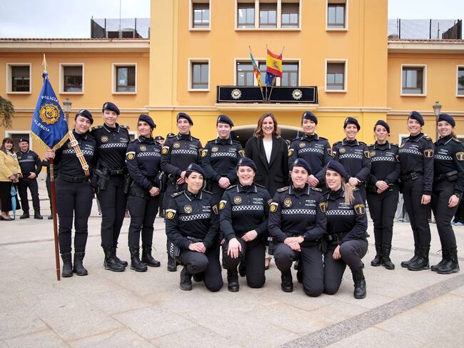València presenta a los 63 nuevos agentes de la USAP, la unidad de la Policía Local para situaciones de "alta exigencia"