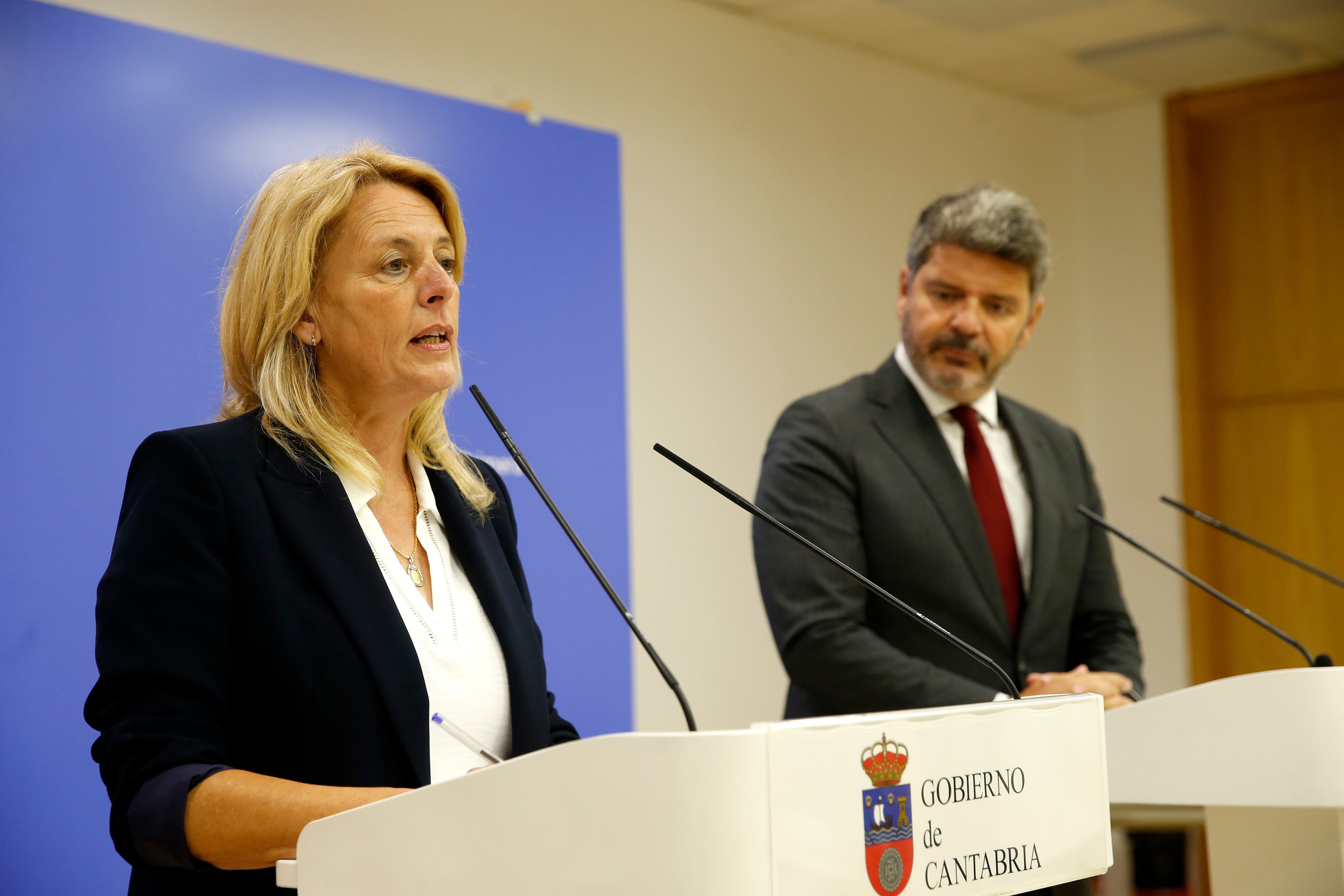 12:30 horas. Sala de prensa del Gobierno

La consejera de Desarrollo Rural, Ganadería, Pesca y Alimentación, María Jesús Susinos, presenta un acuerdo de colaboración con Bondalti sobre el Oso Pardo.

Cobertura de nota y foto


