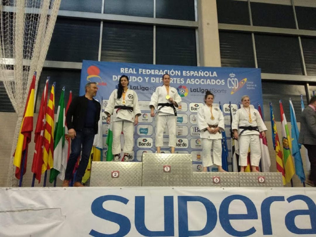 Tamara Silva (-70kilos) completó un espectacular torneo, logrando la medalla de Oro en la modalidad Ne-Waza(lucha restringida al suelo).