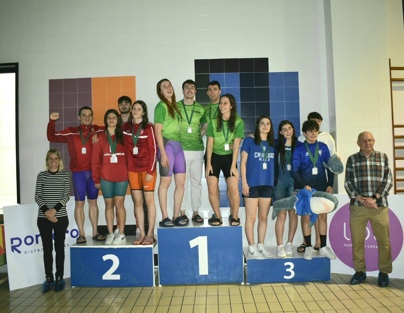 El Torneo Ciudad de Huesca Memorial Antonio Gutiérrez de natación reunió a más de 300 nadadores