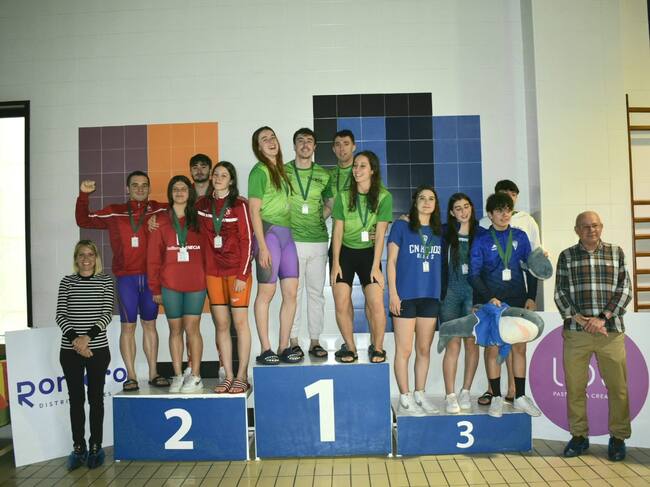 El Torneo Ciudad de Huesca Memorial Antonio Gutiérrez de natación reunió a más de 300 nadadores