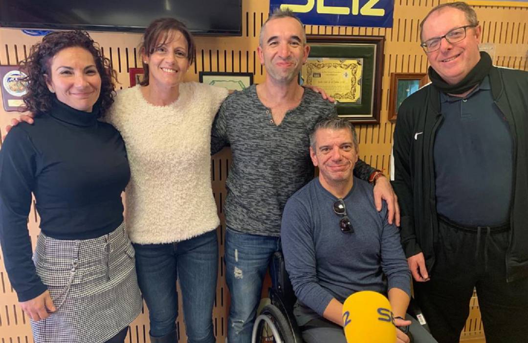 Manuel en los estudios de Radio Cädiz